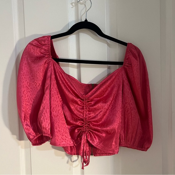 Hot Pink Leopard Puffy Sleeve Crop Top - Picture 1 of 2